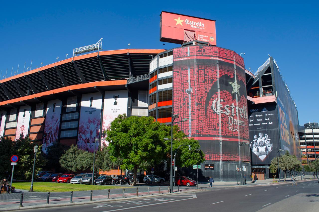 Apartup Mestalla Home Valencia Luaran gambar