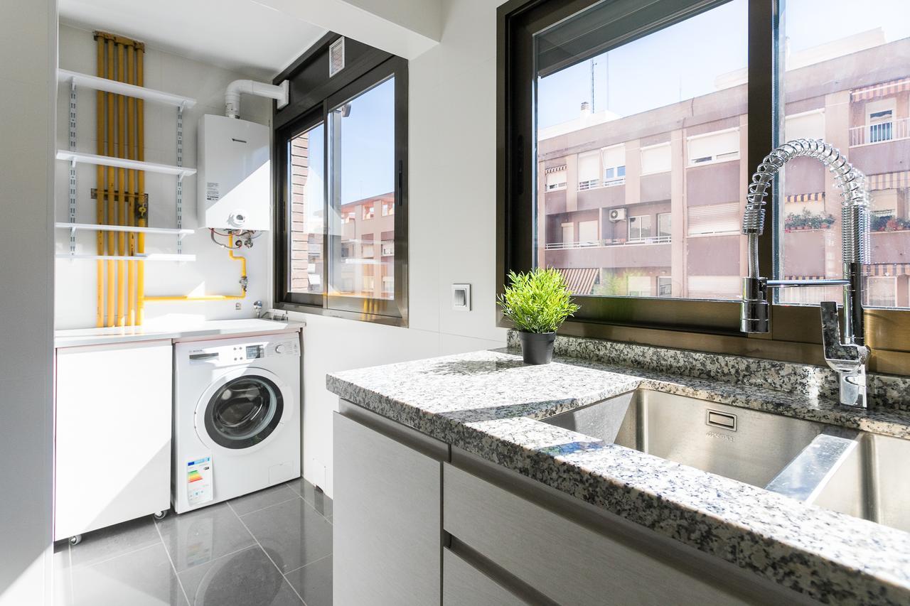 Apartup Mestalla Home Valencia Luaran gambar